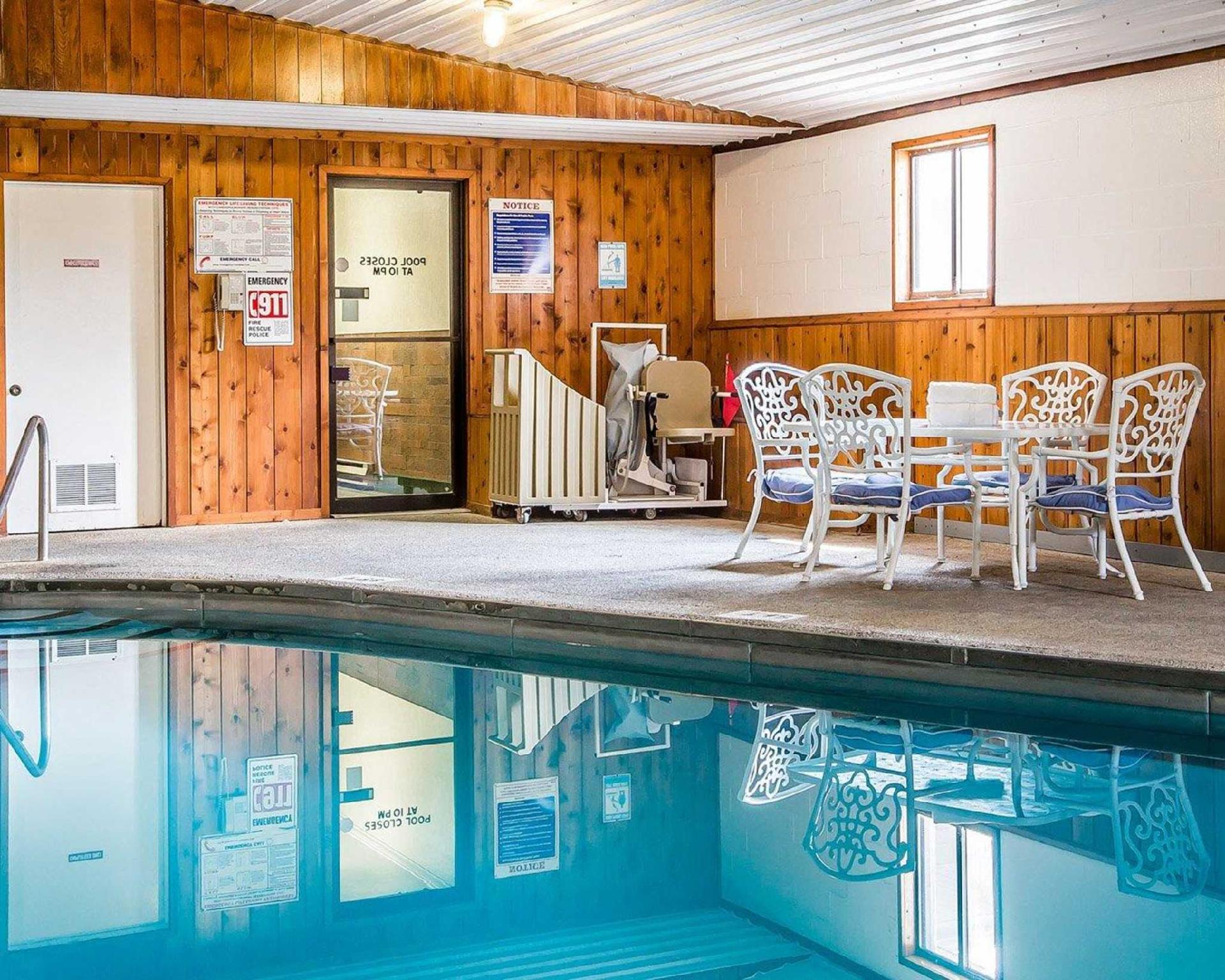 Travelodge by Wyndham Livingston Eksteriør bilde