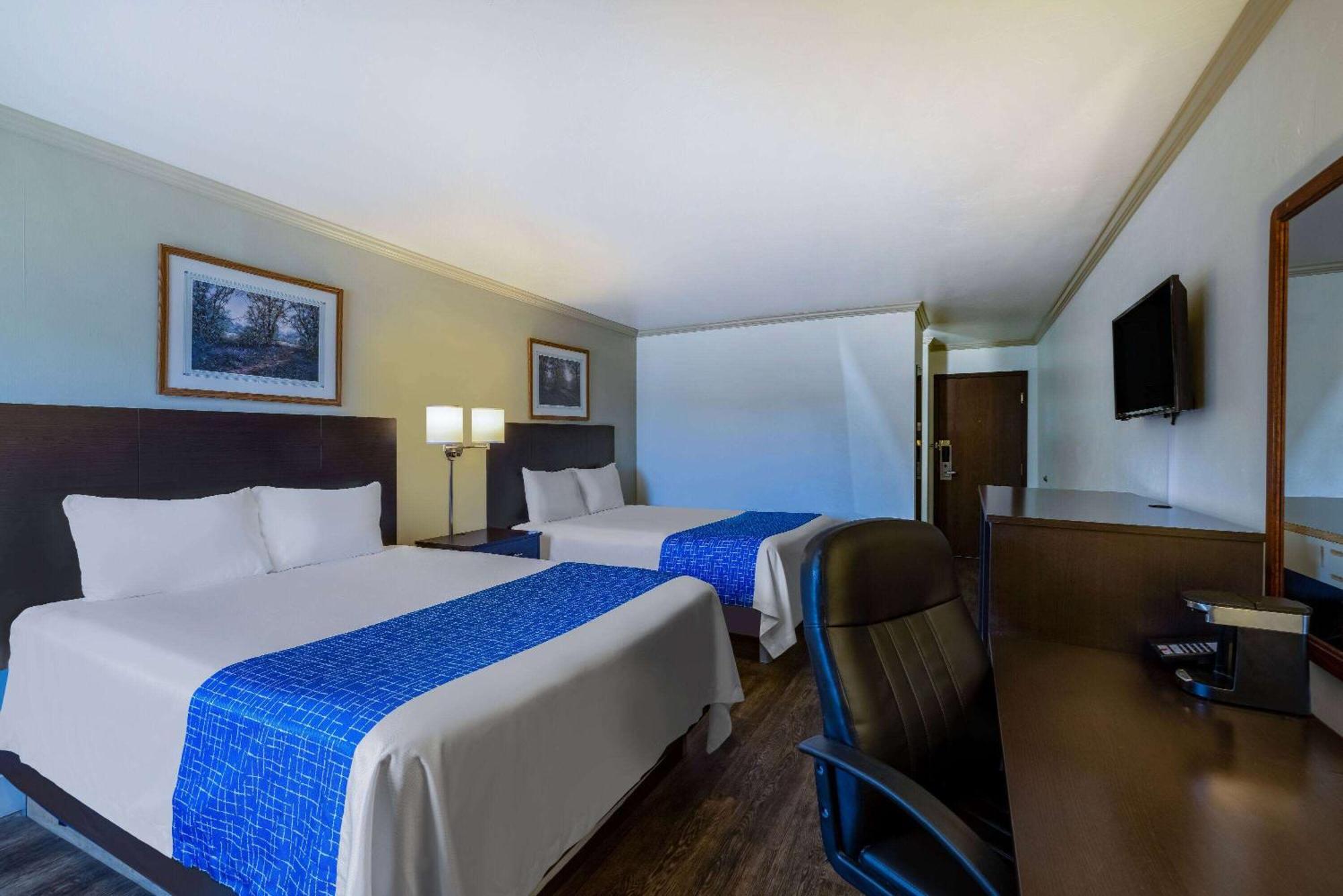 Travelodge by Wyndham Livingston Eksteriør bilde