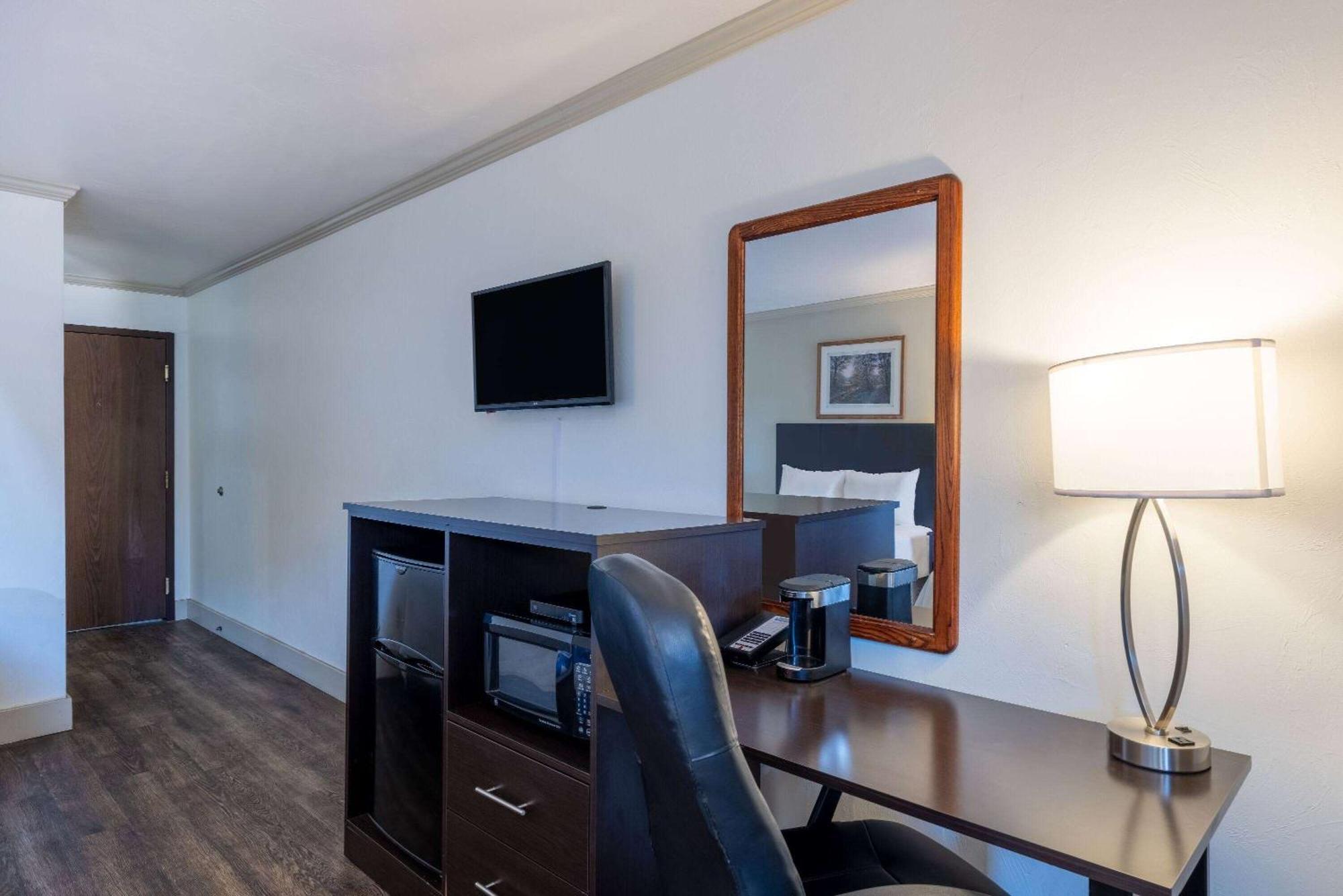 Travelodge by Wyndham Livingston Eksteriør bilde