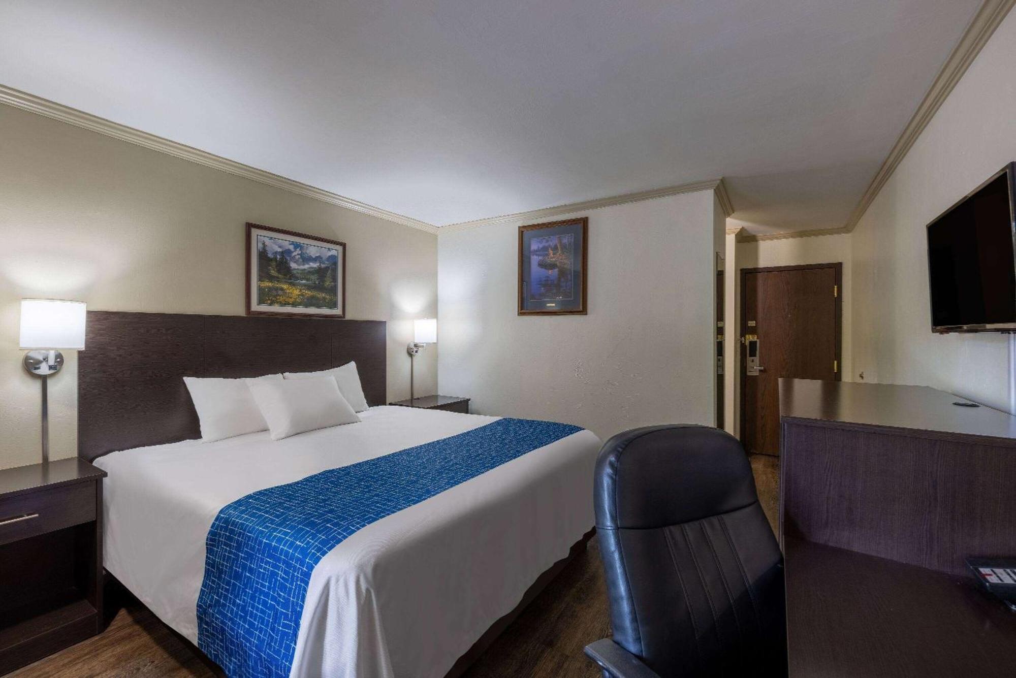 Travelodge by Wyndham Livingston Eksteriør bilde
