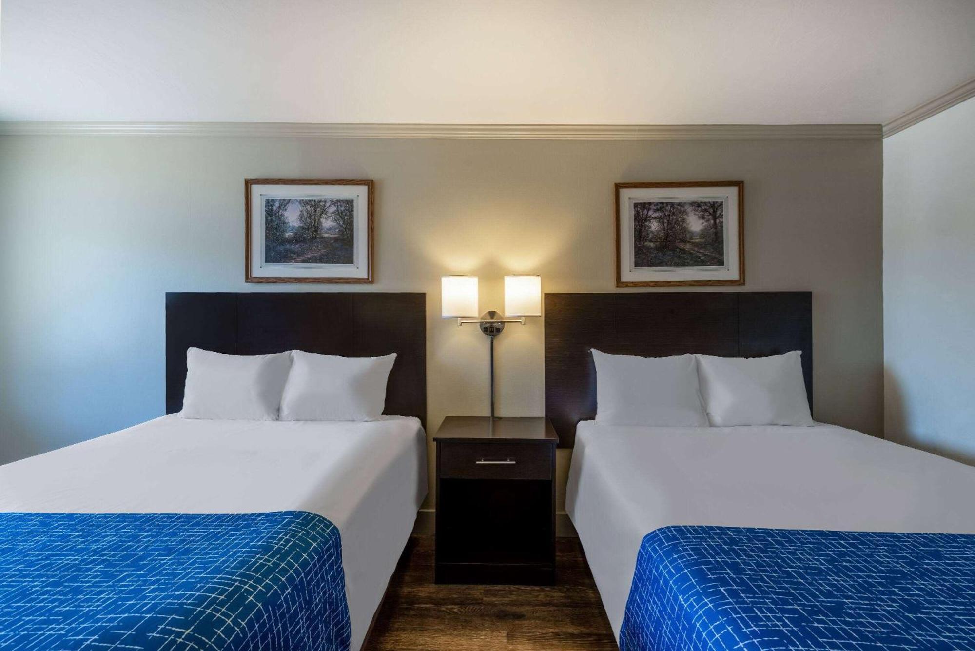 Travelodge by Wyndham Livingston Eksteriør bilde